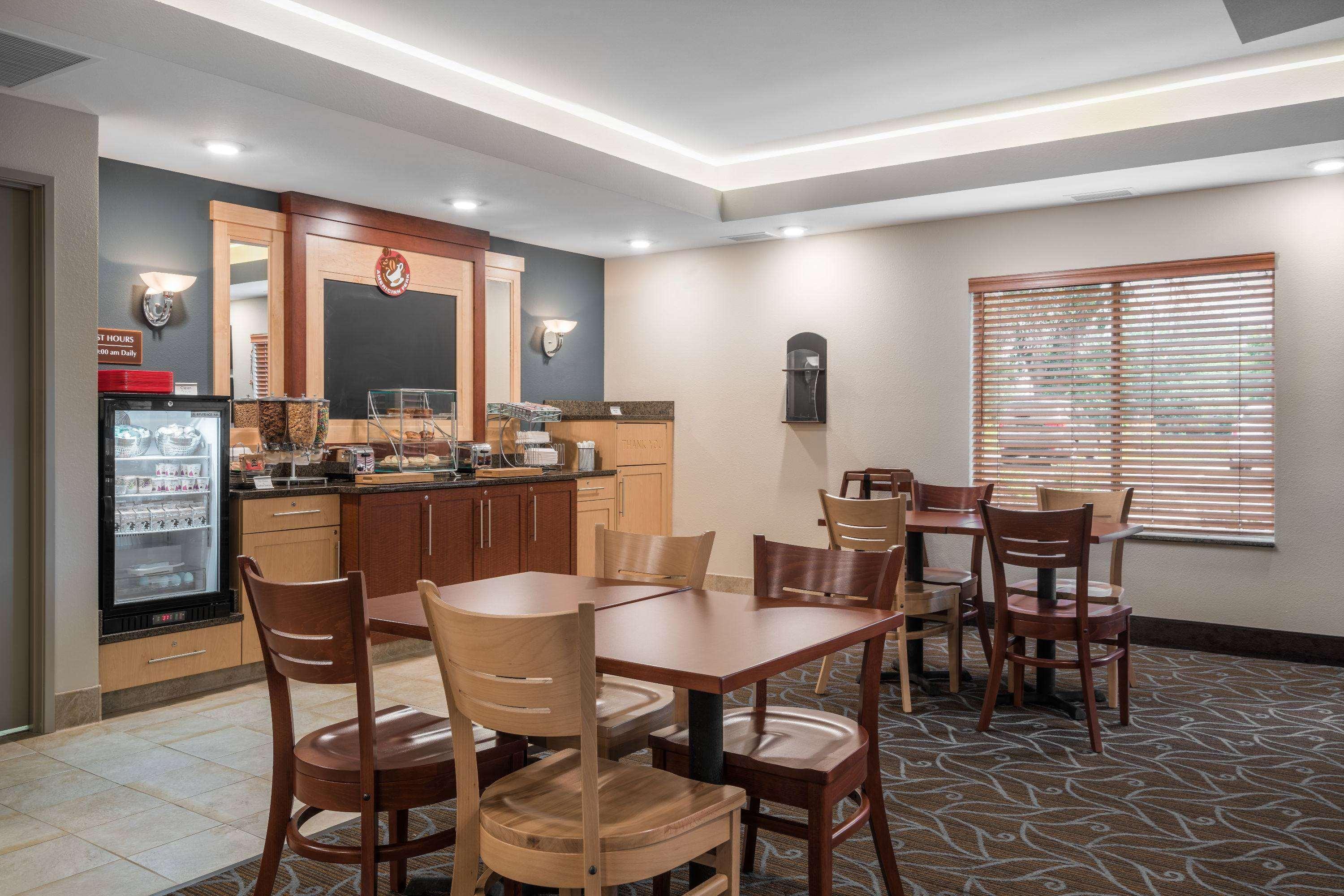 Americinn By Wyndham Winona Extérieur photo