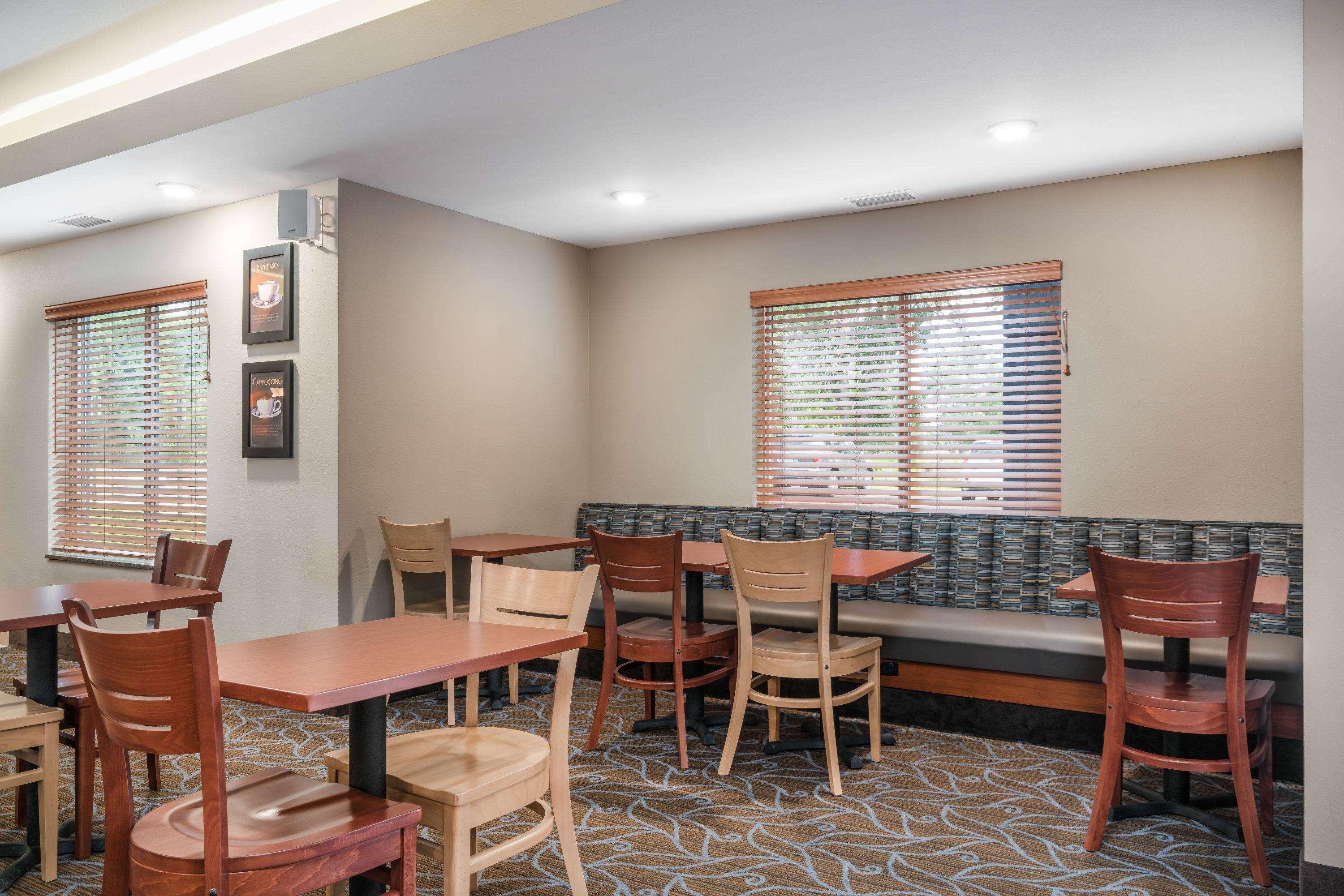 Americinn By Wyndham Winona Extérieur photo